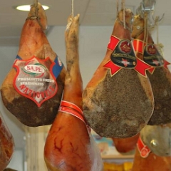 Mercato di Piazza Tolosetto Farinati degli Uberti