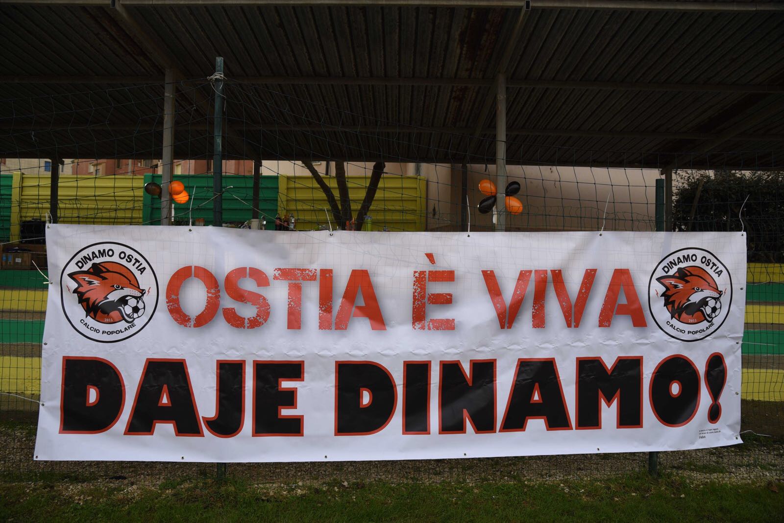 Dona con la Dinamo Dona con la Dinamo