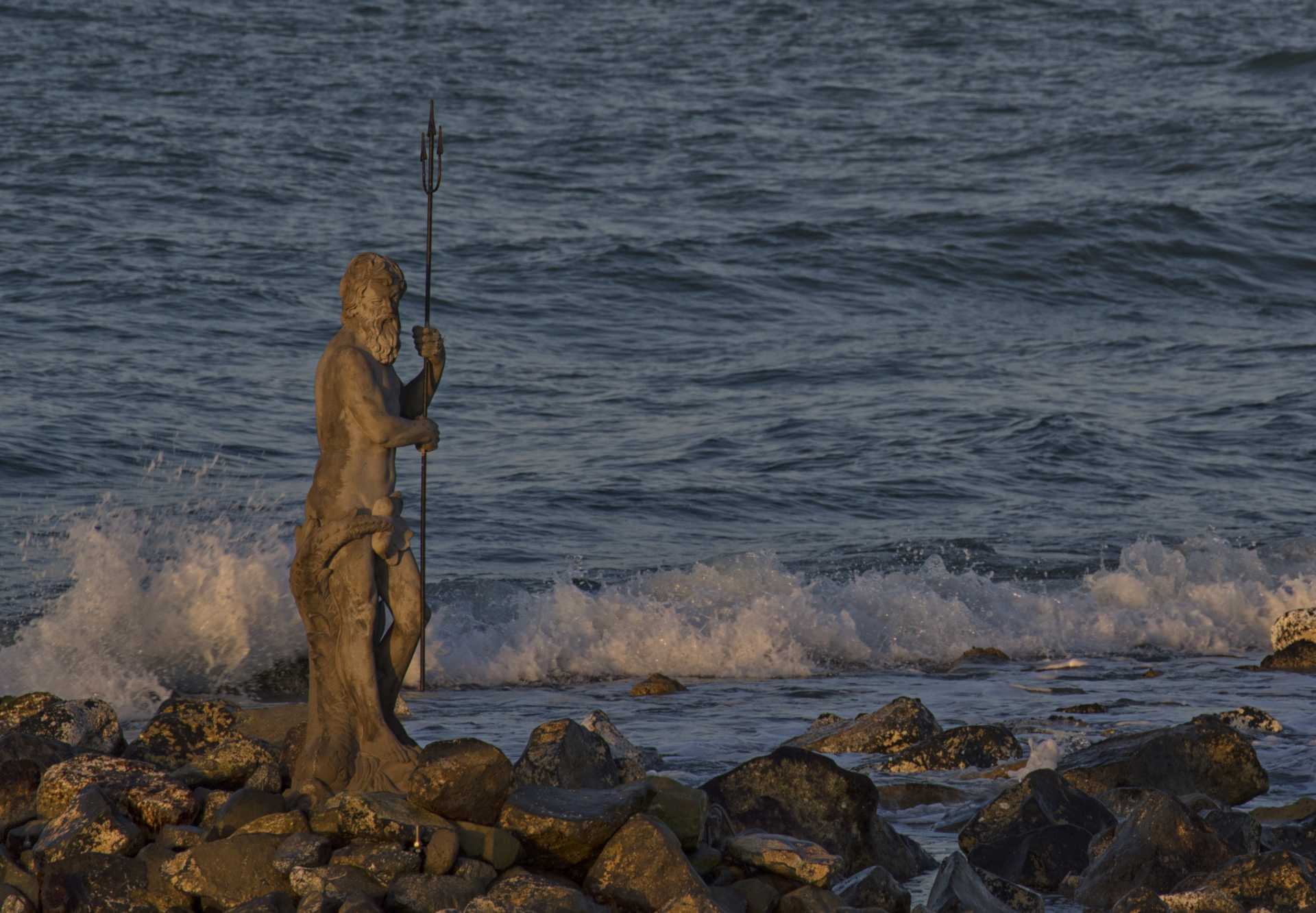 Scopriamo i segreti di Nettuno, il nuovo simbolo di Ostia